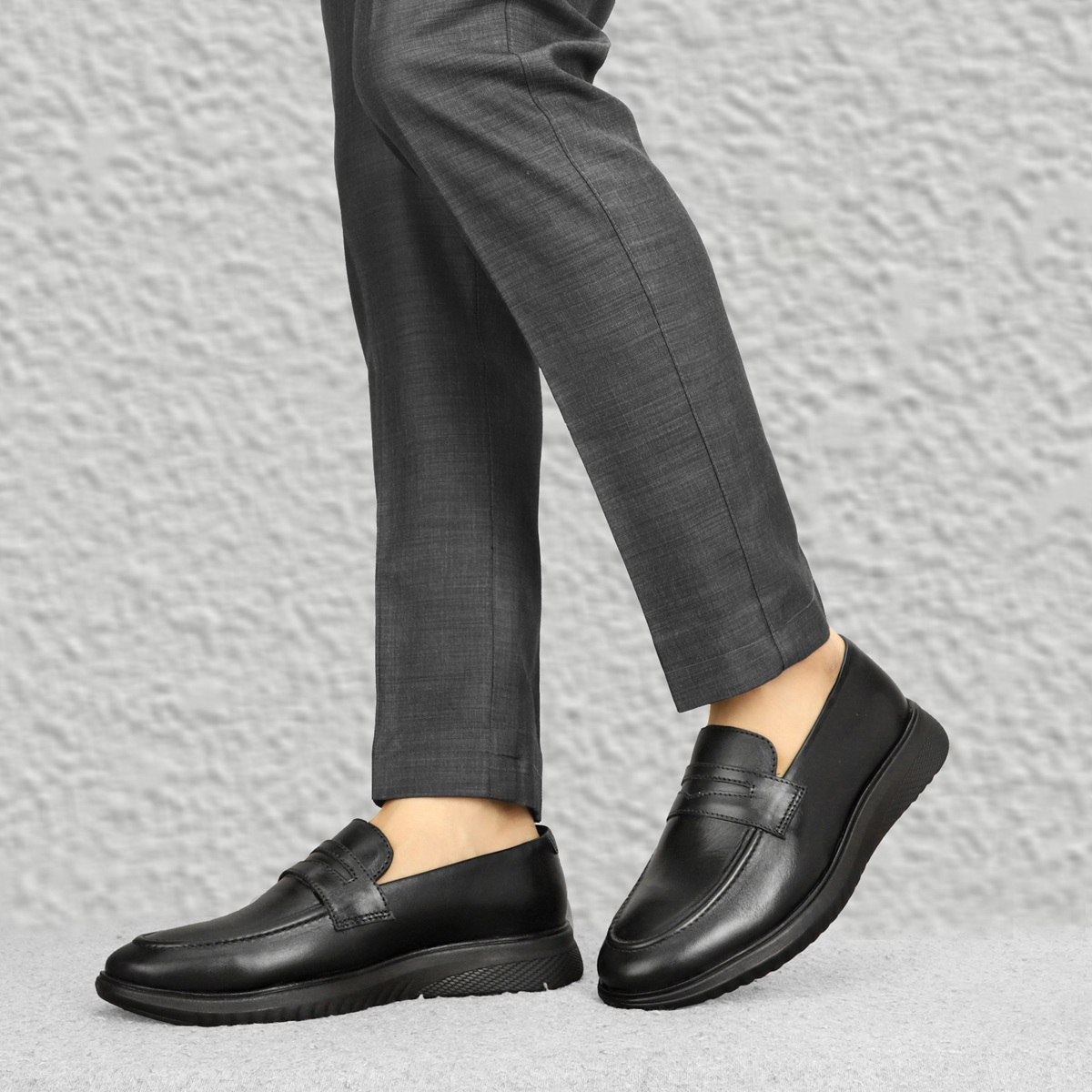 Retro - Mens Casual Slip-On - Image 7