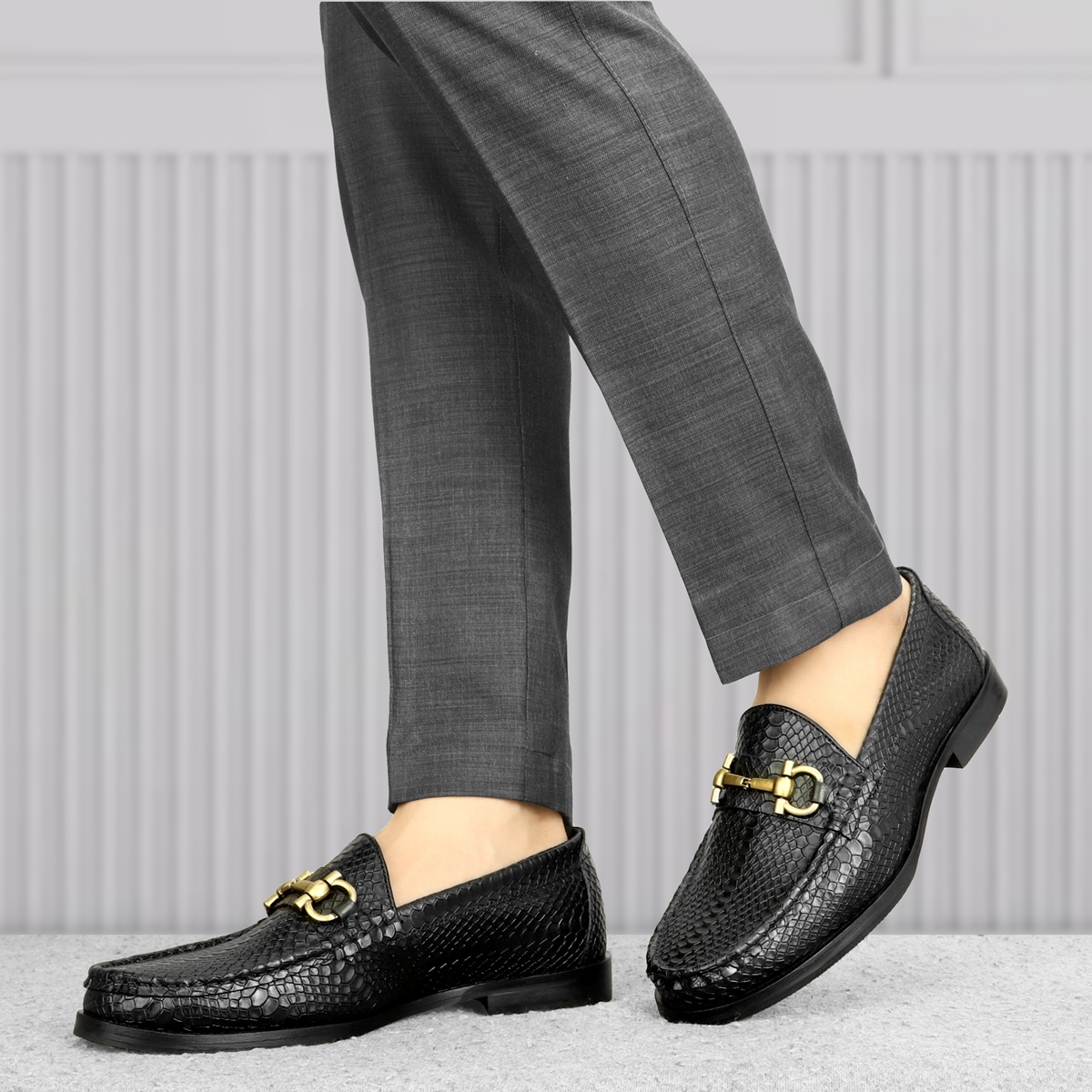 Padro - Mens Casual Slip-On - Image 2