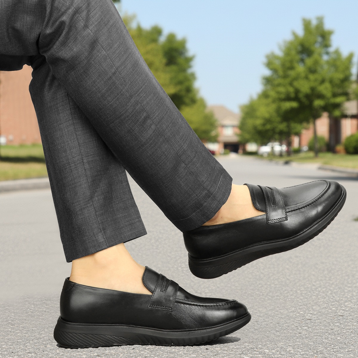 Retro - Mens Casual Slip-On - Image 2